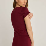 Elise Tee