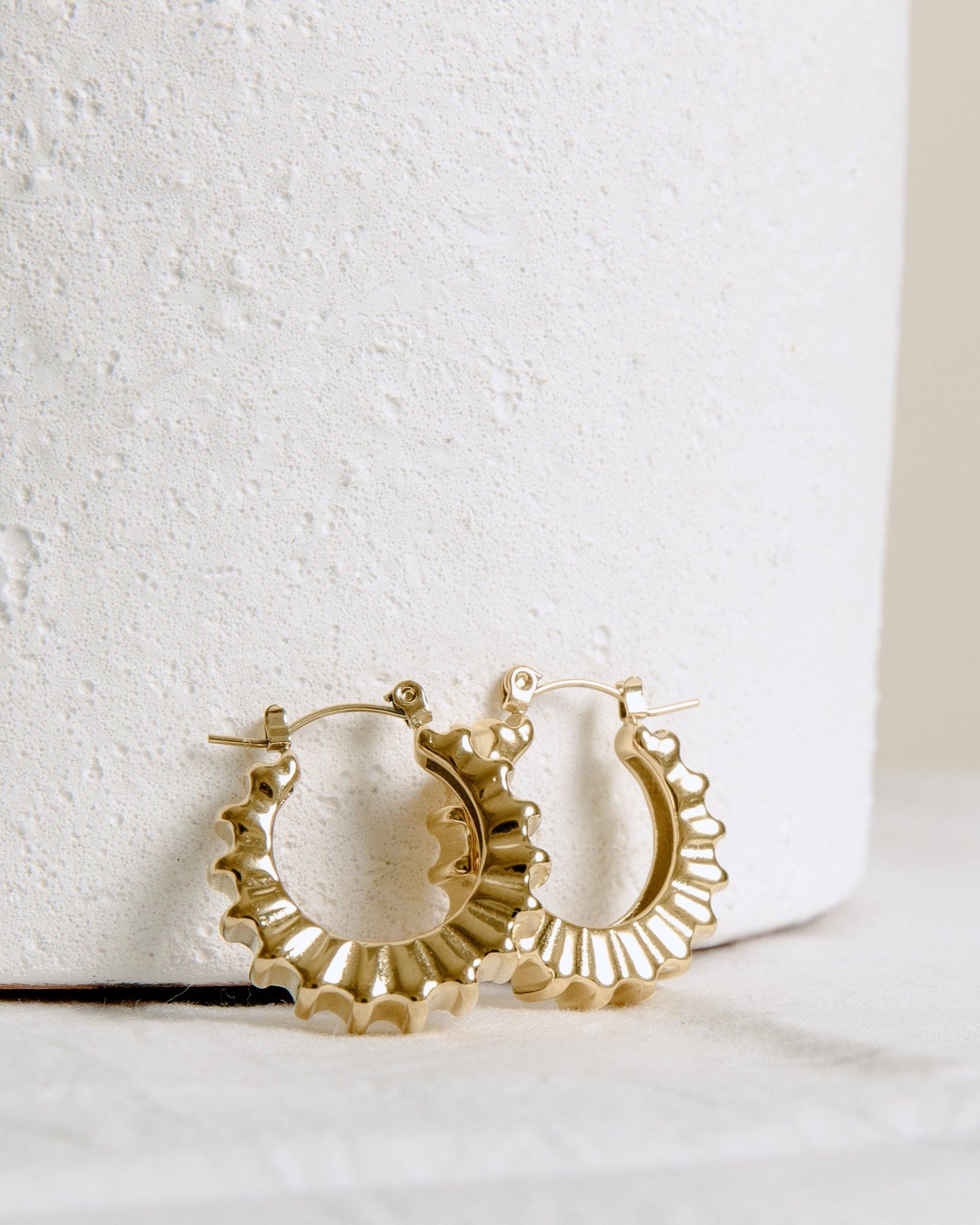 Ruffle-Edge Hoops -- Gold