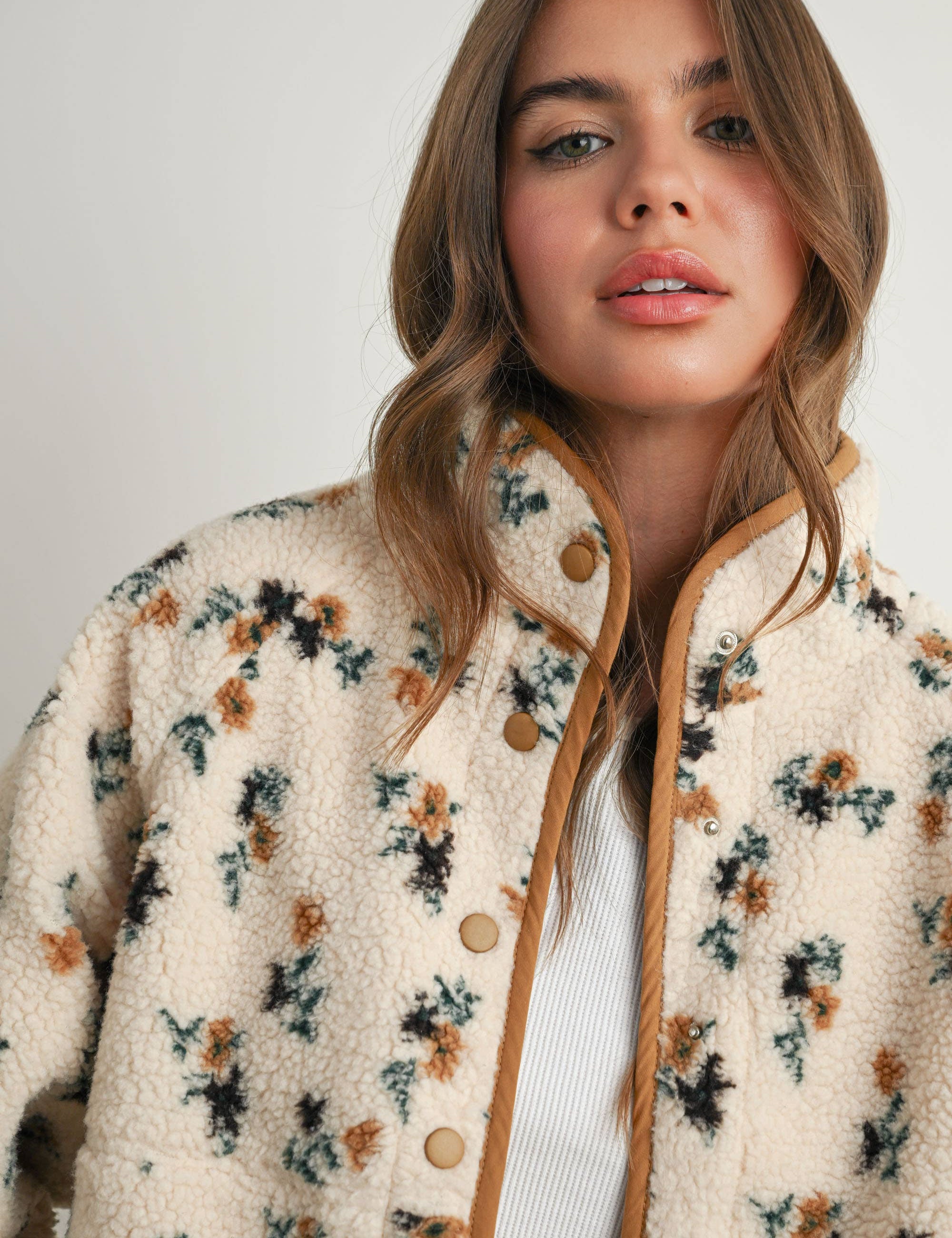 floral sherpa jacket, women's sherpa jacket, ivory fleece jacket, floral fleece jacket, women's fall jacket, cozy fall jacket, snap front sherpa jacket, printed sherpa jacket, women's boutique outerwear