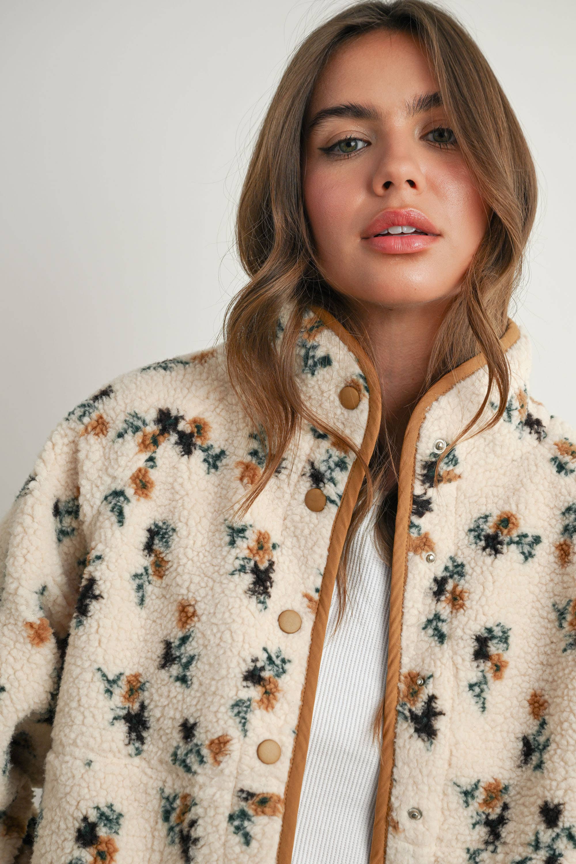 floral sherpa jacket, women's sherpa jacket, ivory fleece jacket, floral fleece jacket, women's fall jacket, cozy fall jacket, snap front sherpa jacket, printed sherpa jacket, women's boutique outerwear