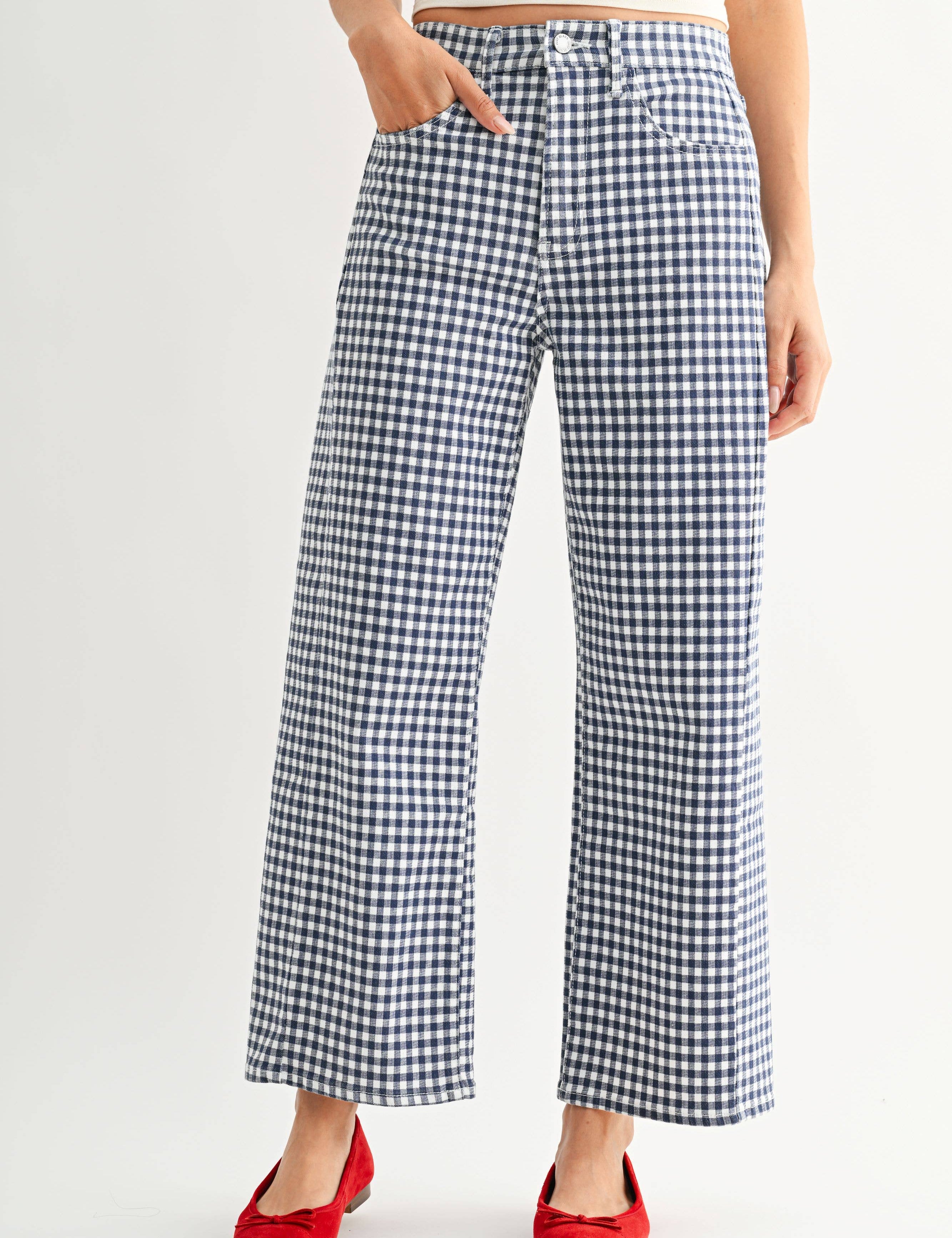blue gingham barrel leg jeans
Just Black Denim gingham jeans
women's cropped barrel leg denim
blue checkered summer jeans
gingham print barrel jeans
soft stretch denim gingham pants
casual blue gingham jeans for women
cropped wide leg gingham denim
lightweight patterned denim jeans
trendy barrel leg jeans for summer