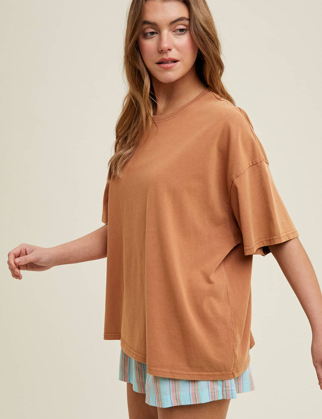 oversized cotton t shirt, boxy fit tee, relaxed everyday t shirt, lightweight cotton tee, oversized brown t shirt, casual summer basic top, women's oversized crew neck tee, relaxed fit cotton shirt