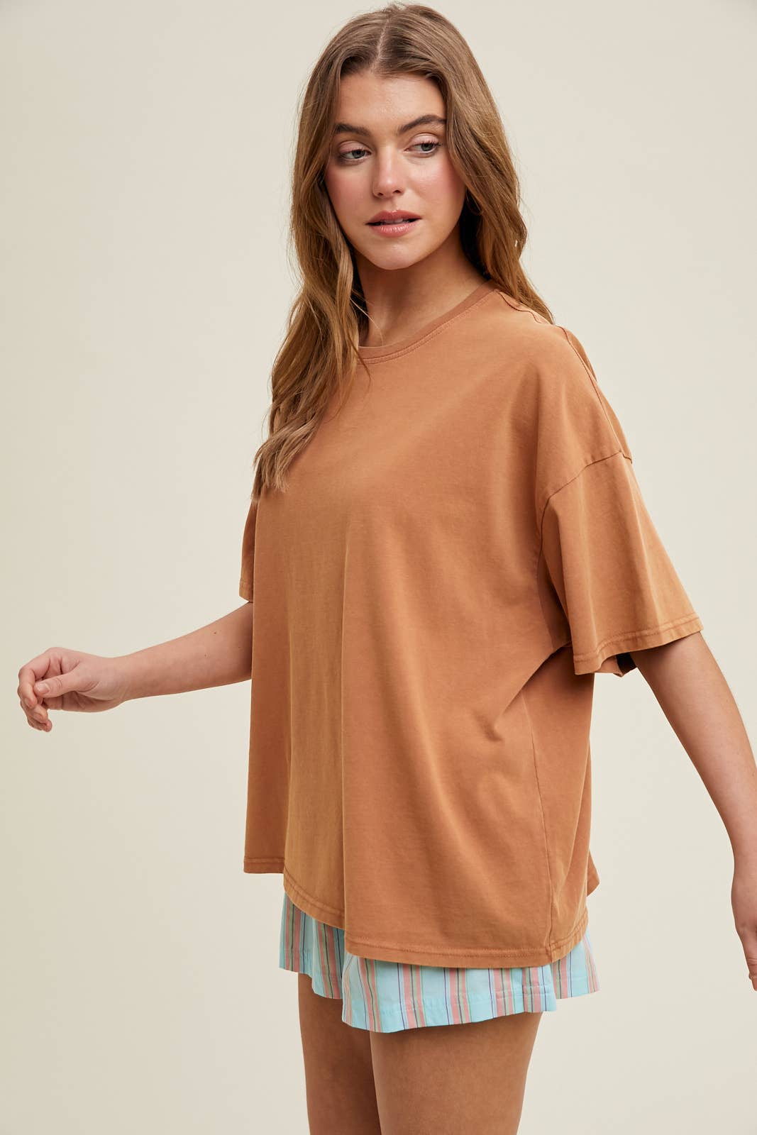 oversized cotton t shirt, boxy fit tee, relaxed everyday t shirt, lightweight cotton tee, oversized brown t shirt, casual summer basic top, women's oversized crew neck tee, relaxed fit cotton shirt