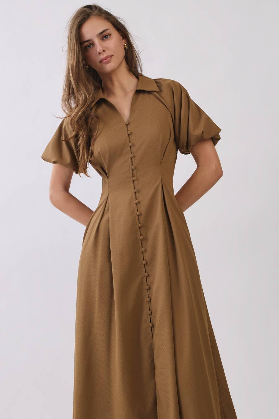 brown midi dress, camel midi dress, button front dress, collared midi dress, puff sleeve dress, fall midi dress, vintage inspired dress, brown wedding guest dress, fall wedding guest dress, fitted waist dress, plus size midi dress, extended size dress