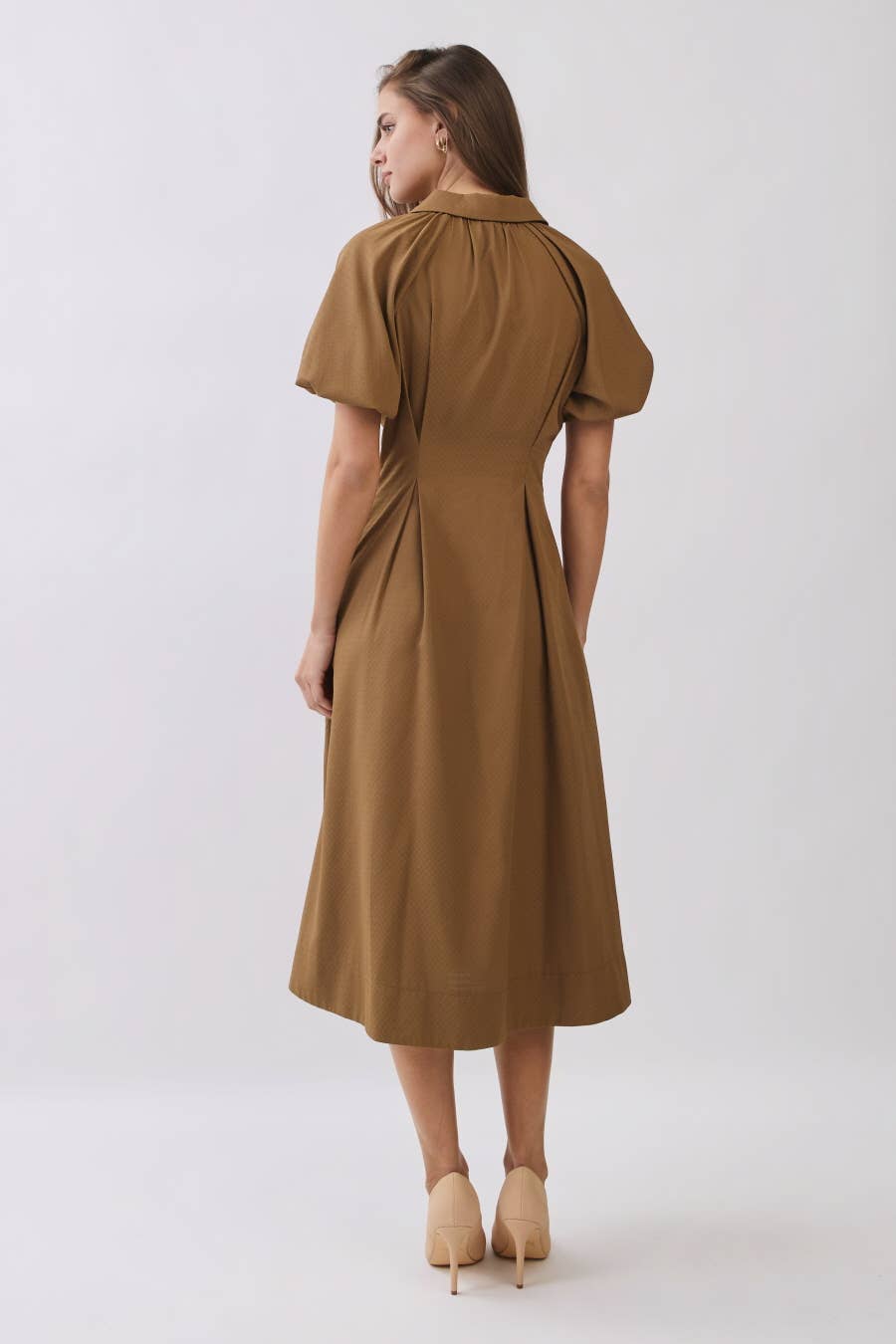 brown midi dress, camel midi dress, button front dress, collared midi dress, puff sleeve dress, fall midi dress, vintage inspired dress, brown wedding guest dress, fall wedding guest dress, fitted waist dress, plus size midi dress, extended size dress