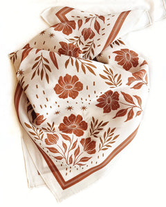 silk bandana, silk headscarf, silk scarf, silk hair scarf, hair scarf, western hair scarf, hair accessory, boho aesthetic, western aesthetic, outfit of the day, johnson city boutique, outfit idea, accessories, womens clothing, cool girl aesthetic, clean girl aesthetic, desert vibes, rust silk bandana