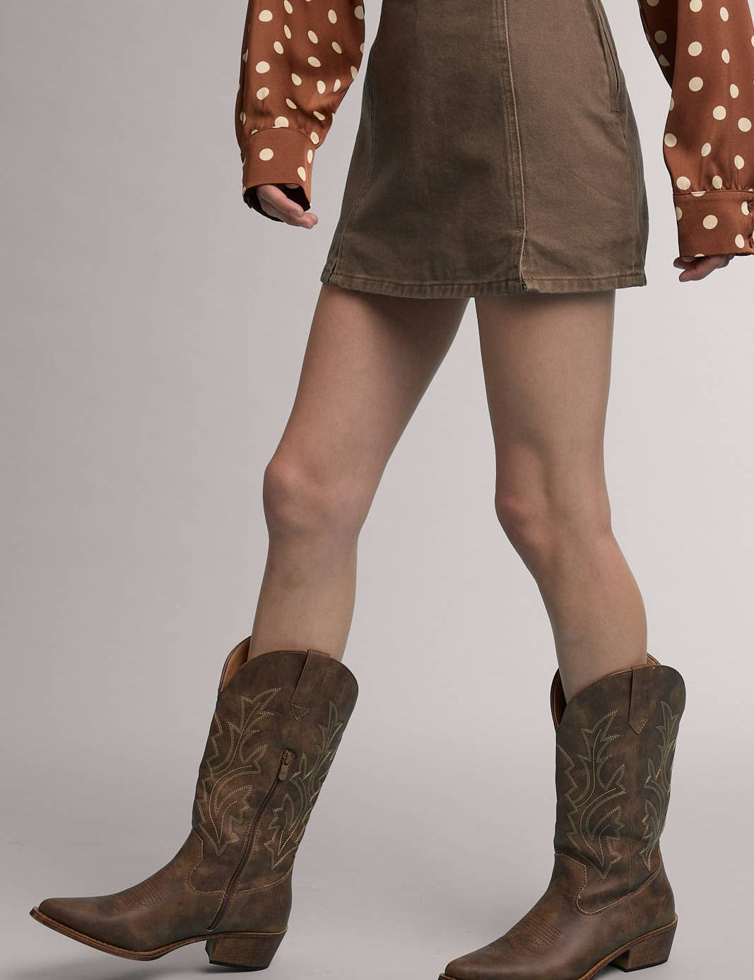 rown denim mini skirt, western mini skirt, high waisted denim skirt, cotton denim skirt, brown jean skirt, fall mini skirt, western skirt, cowgirl skirt, fitted mini skirt, front slit mini skirt
