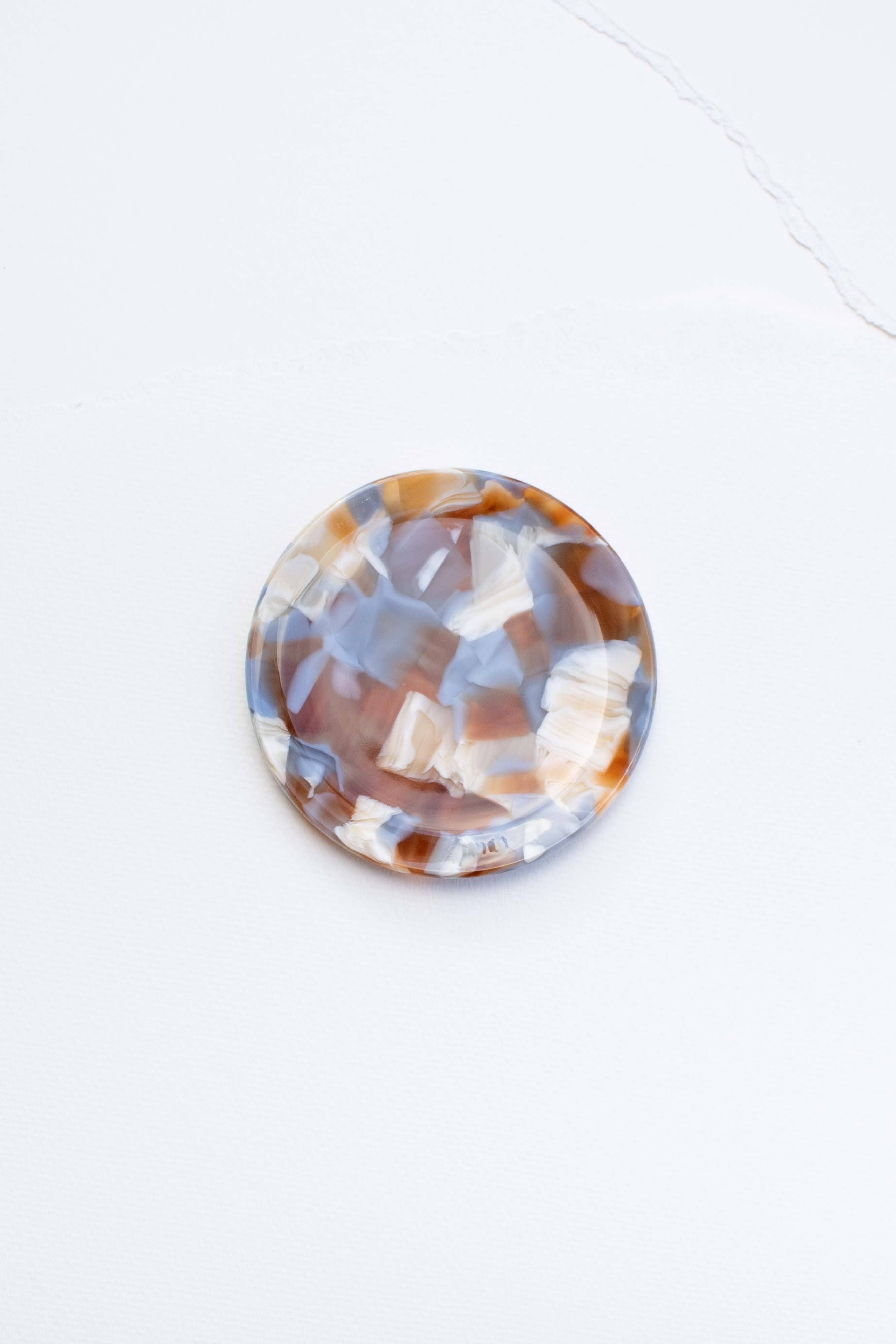 tortoiseshell jewelry dish
trinket tray
cute trinket tray
small jewelry saucer
ring dish
acetate ring dish
earring holder
girl apartment
cute gift ideas
gift for girlfriend
gift for mom
gift for best friend
johnson city tennessee
johnson city boutique
johnson city womens clothing
east tennessee boutique
affordable online boutique