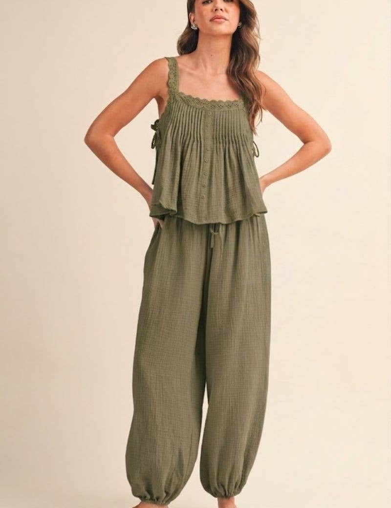 olive green gauze pants, cotton gauze drawstring pants, balloon leg pants, relaxed fit lounge pants, boho cotton pants, elastic waist pants women, lightweight green pants, comfortable travel pants, casual cotton trousers, olive green wide leg pants