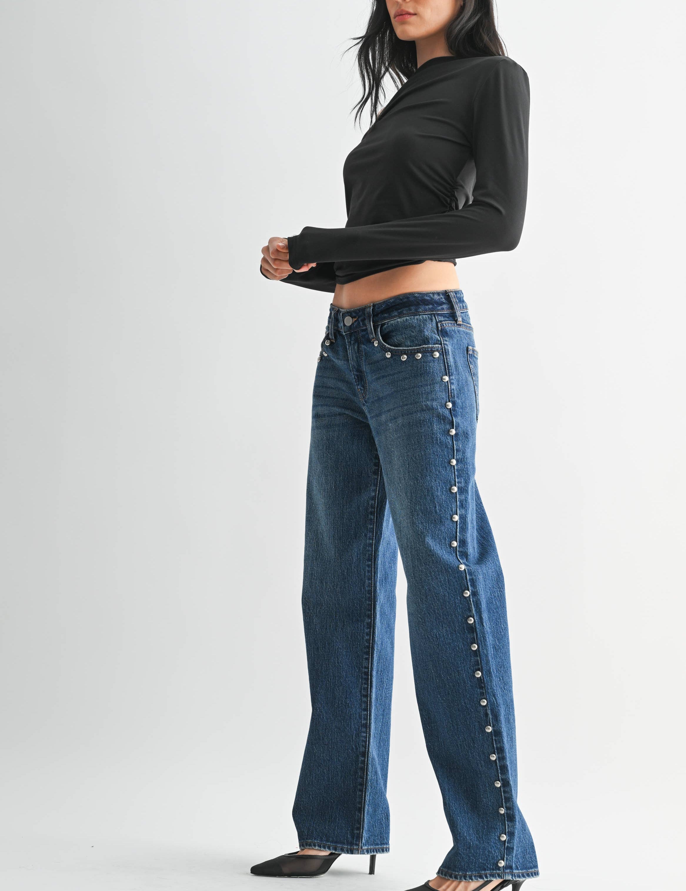 low rise baggy jeans with studs