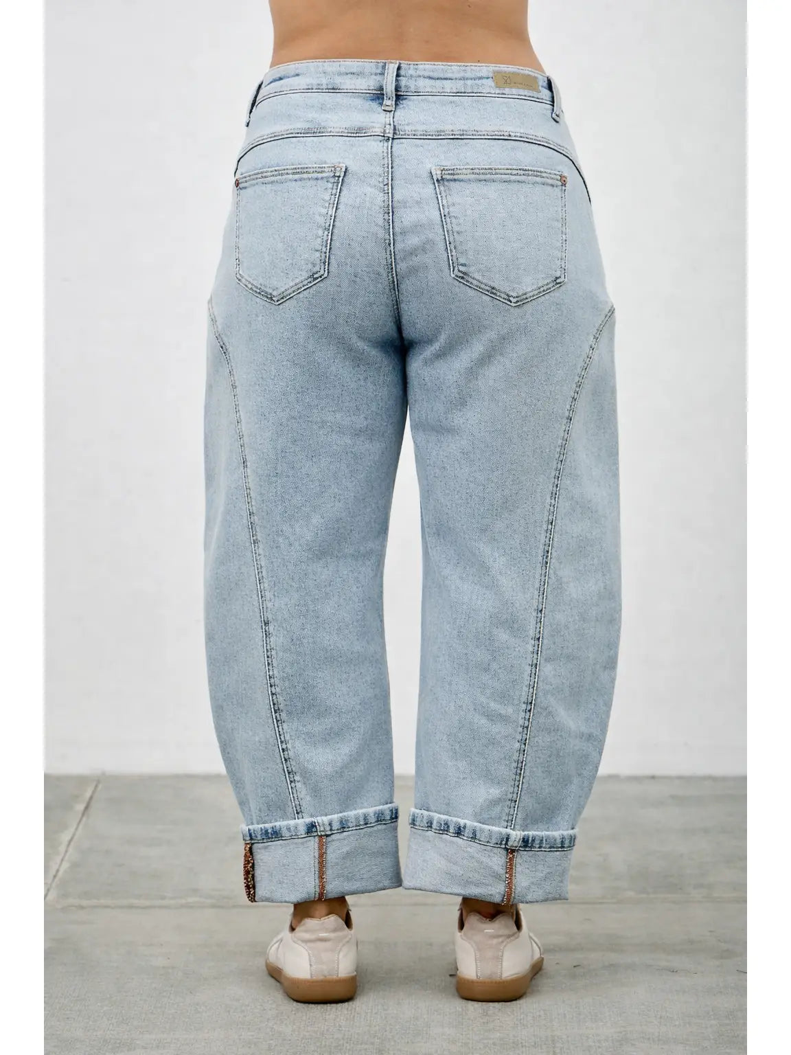 barrel jeans, light wash barrel jeans, cuffed jeans, seamed jeans, curved leg jeans, high rise barrel jeans, women's barrel jeans, relaxed jeans, cuffed denim, light wash jeans, plus size barrel jeans, statement denim