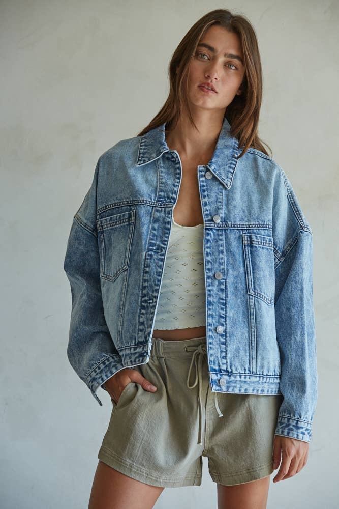 denim jacket, oversized denim jacket, boyfriend denim jacket, cotton denim jacket, heavy denim jacket, medium wash denim jacket, classic denim jacket, everyday jean jacket, jean jacket, big jean jacket