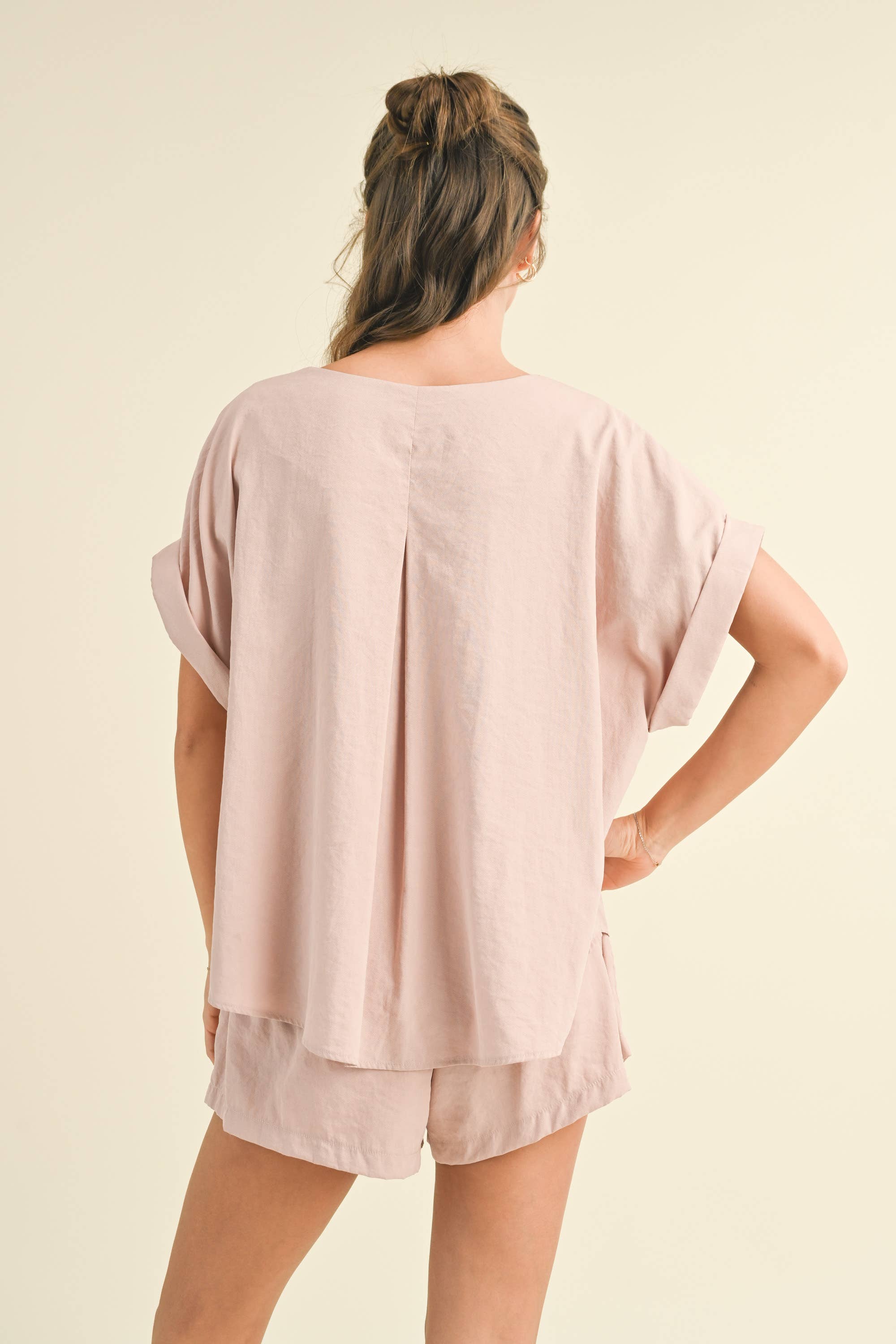 blush pink elastic waist shorts
matching set shorts
summer pull on shorts
shorts with pockets
relaxed fit shorts women
comfortable everyday shorts
mom friendly shorts
boutique summer shorts
west of may shorts
travel matching set
summer matching set
travel set