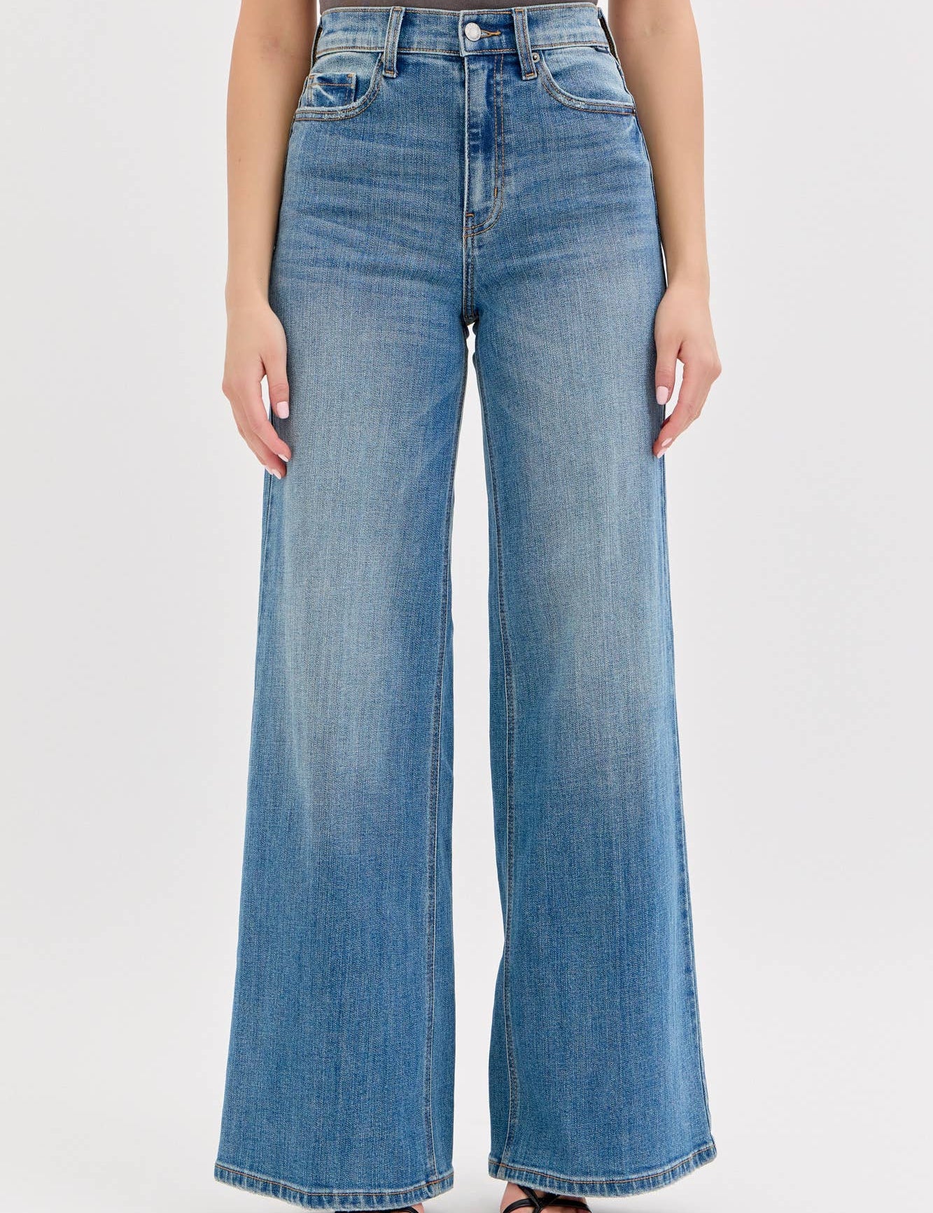 high rise jeans
ribcage jeans
flare jeans
tall girl jeans
denim high rise
medium wash high rise
medium wash wide leg jeans
tall girl friendly jeans
long jeans