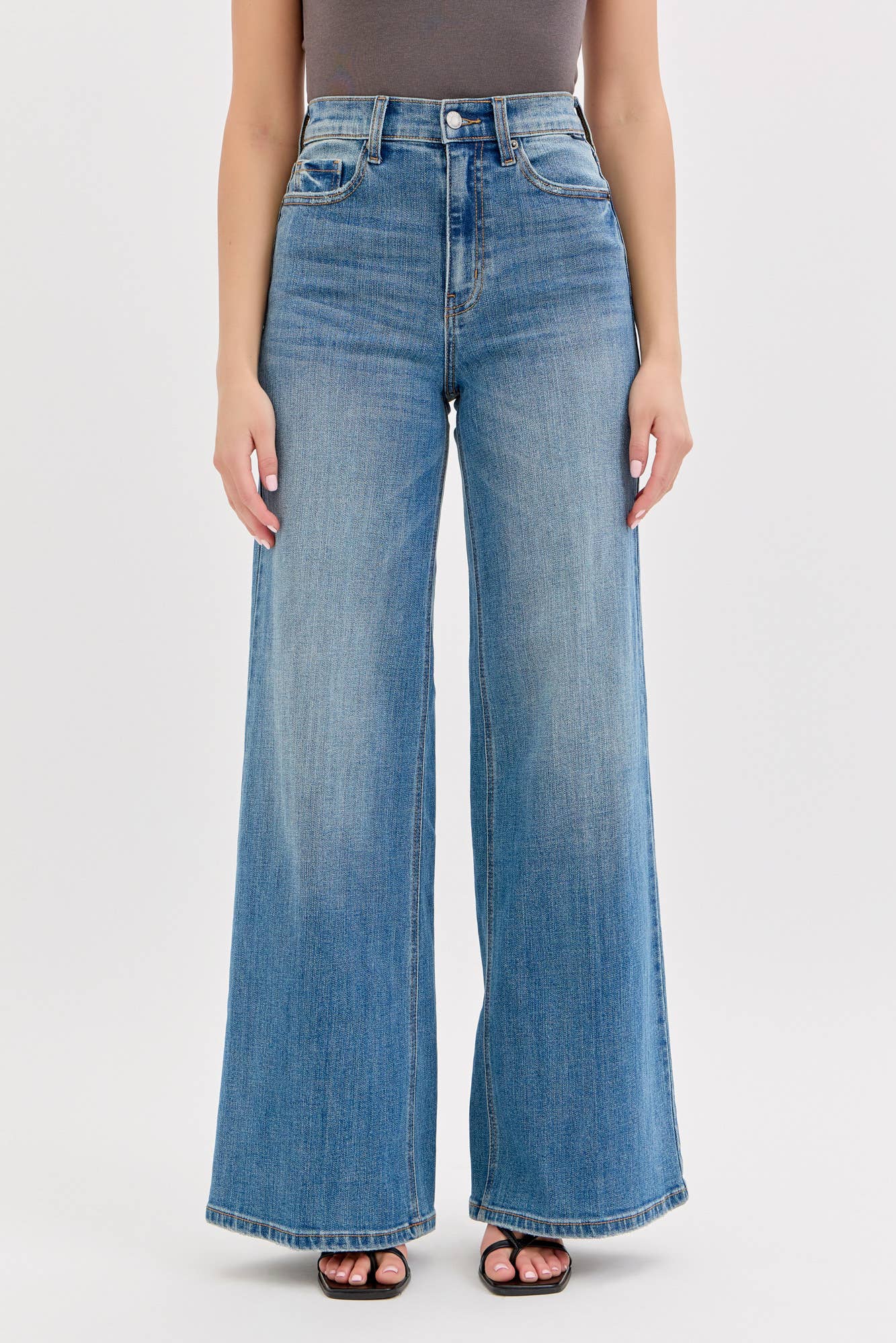 high rise jeans
ribcage jeans
flare jeans
tall girl jeans
denim high rise
medium wash high rise
medium wash wide leg jeans
tall girl friendly jeans
long jeans