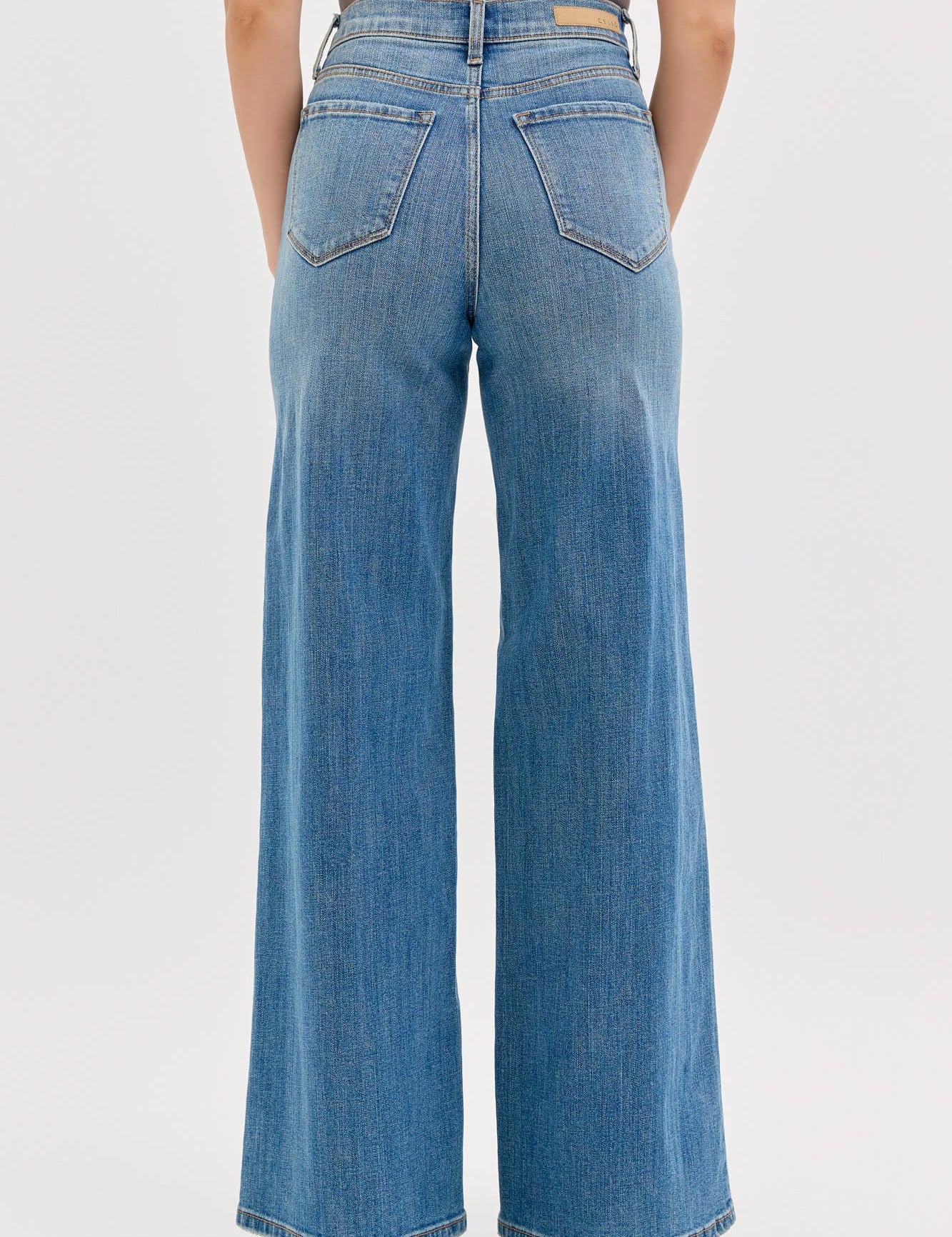 high rise jeans
ribcage jeans
flare jeans
tall girl jeans
denim high rise
medium wash high rise
medium wash wide leg jeans
tall girl friendly jeans
long jeans