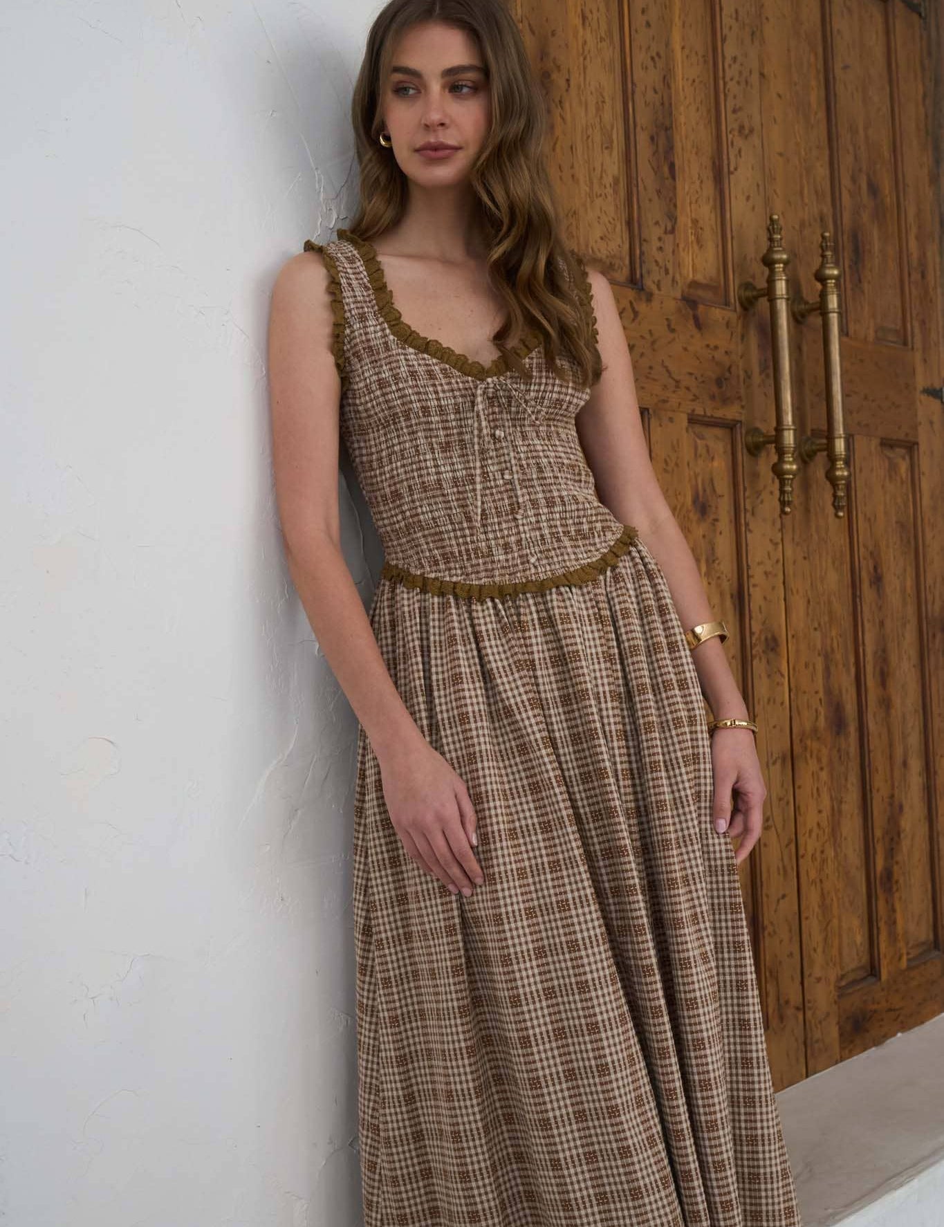 women's brown plaid dress, brown plaid midi dress, brown and cream plaid dress, plaid fall dress, cotton linen midi dress, linen blend fall dress, smocked bodice midi dress, sweetheart neckline dress, western plaid dress, western midi dress, cowgirl fall dress, ranch style dress women, prairie style dress, fall dress with cowboy boots, women's western fall outfit, western women's clothing, western boutique dress, country fall outfit women, women's fall midi dress, brown fall dress, women's boutique fall 