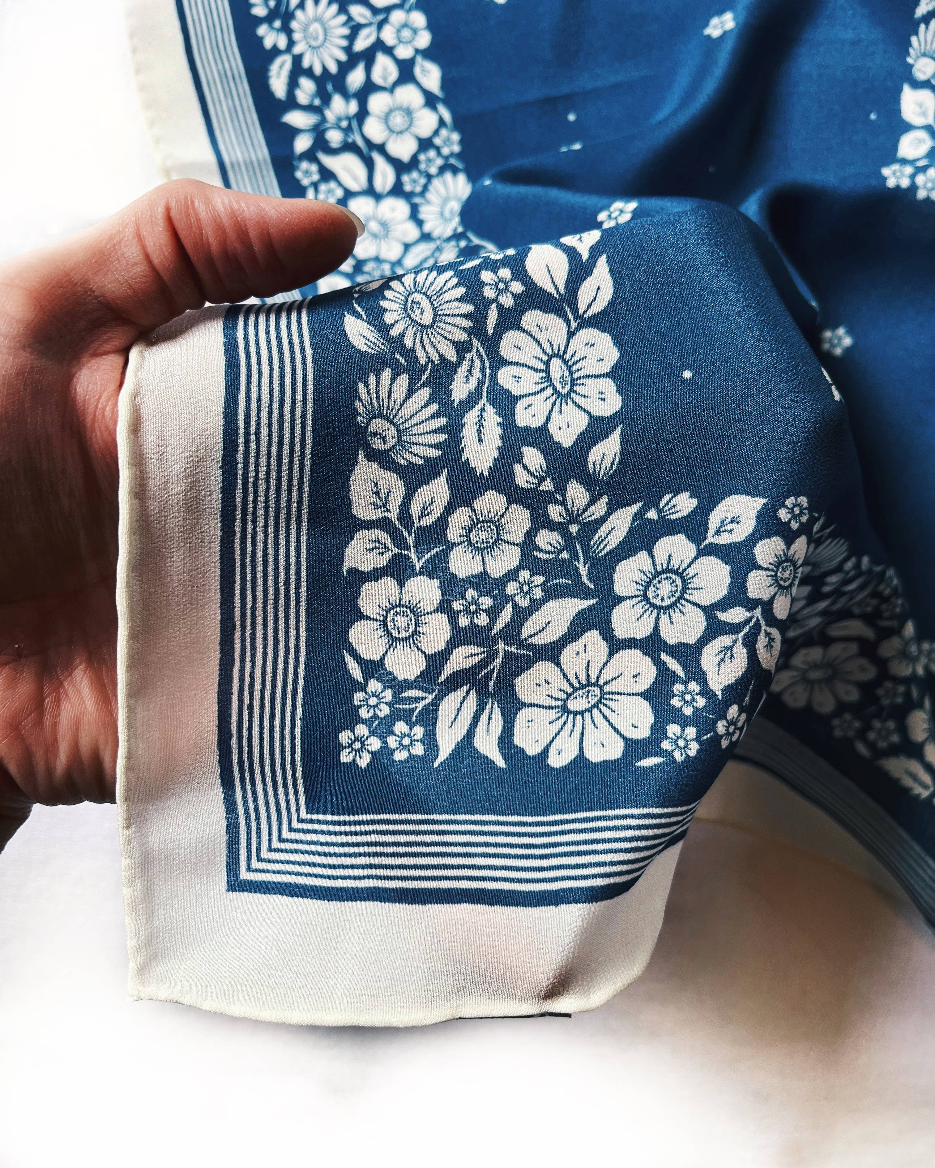 silk bandana, silk headscarf, silk scarf, silk hair scarf, hair scarf, western hair scarf, hair accessory, boho aesthetic, western aesthetic, outfit of the day, johnson city boutique, outfit idea, accessories, womens clothing, cool girl aesthetic, clean girl aesthetic, blue silk bandana